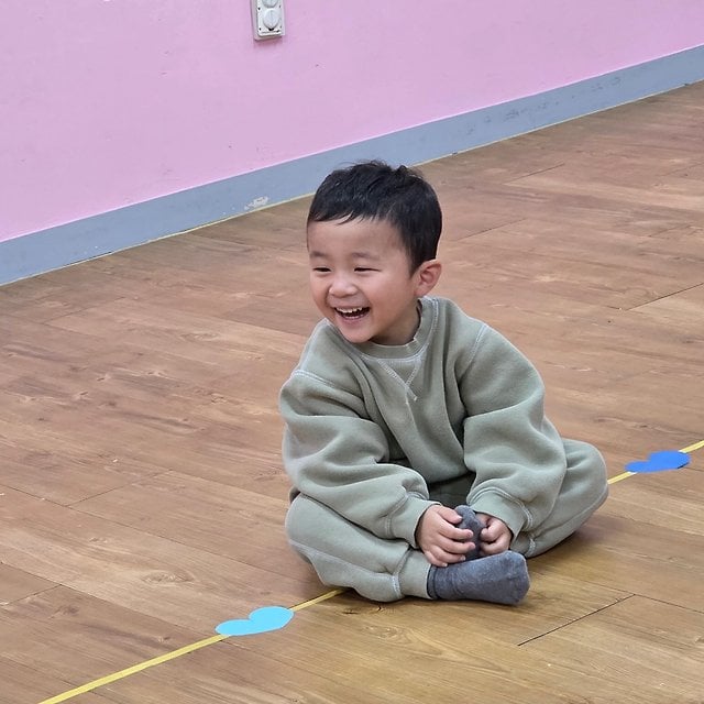 김은희