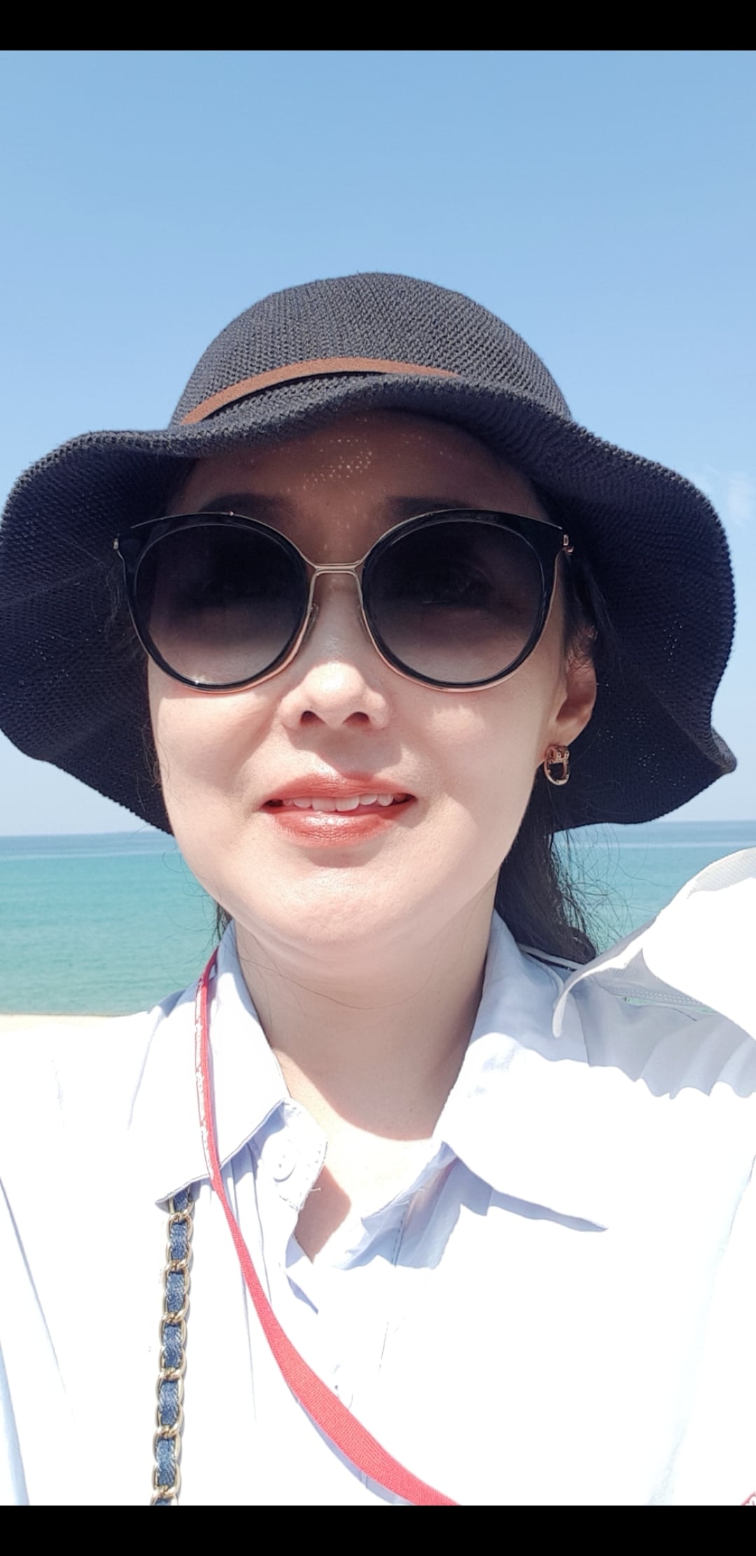 당신의 이야기를 들려주세요